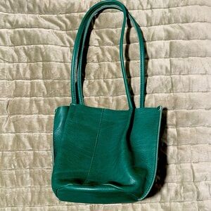 Devon Bucket Tote [Reg; Bacalar] - Portland Leather Goods